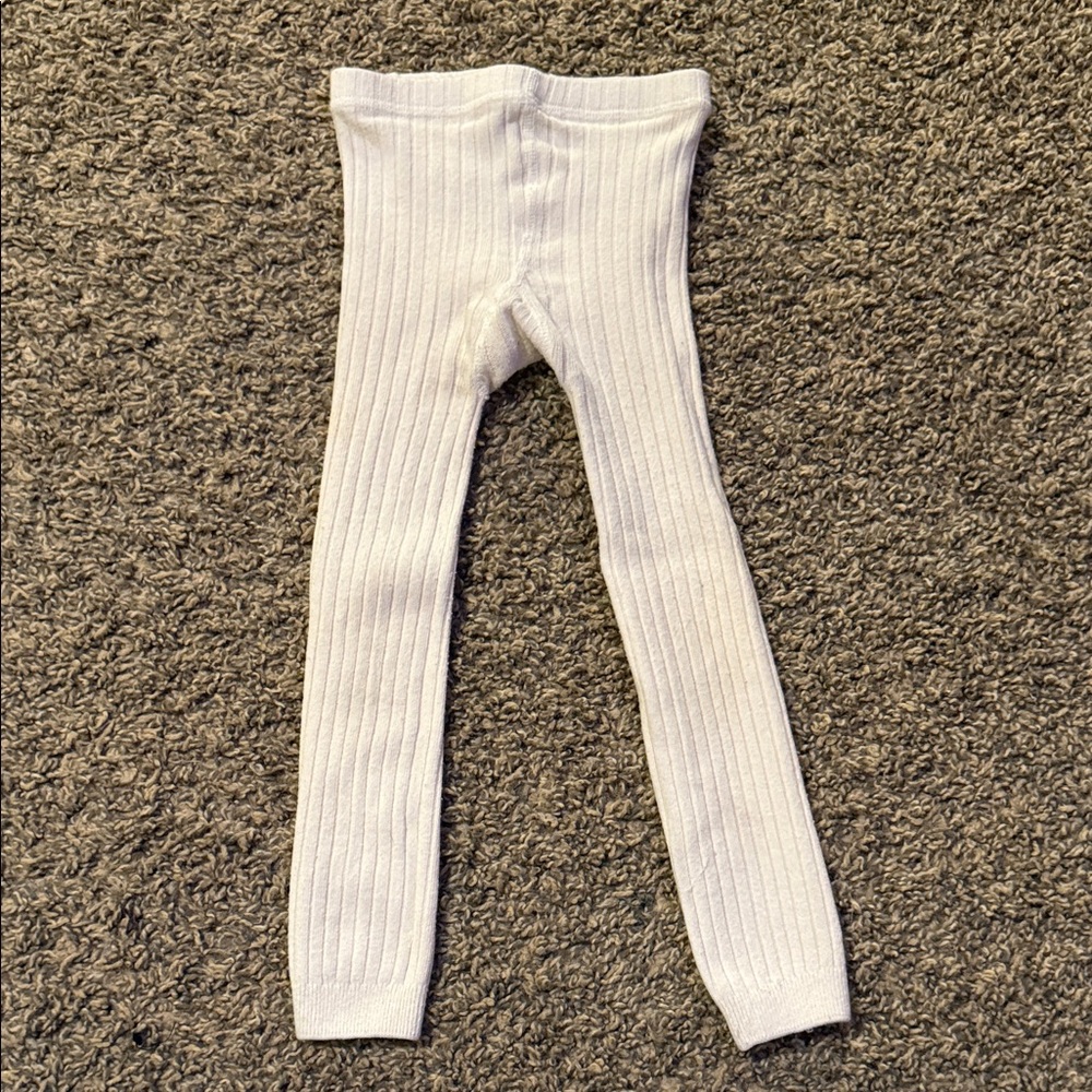 Cozy White Ribbed Girls’ Tights
